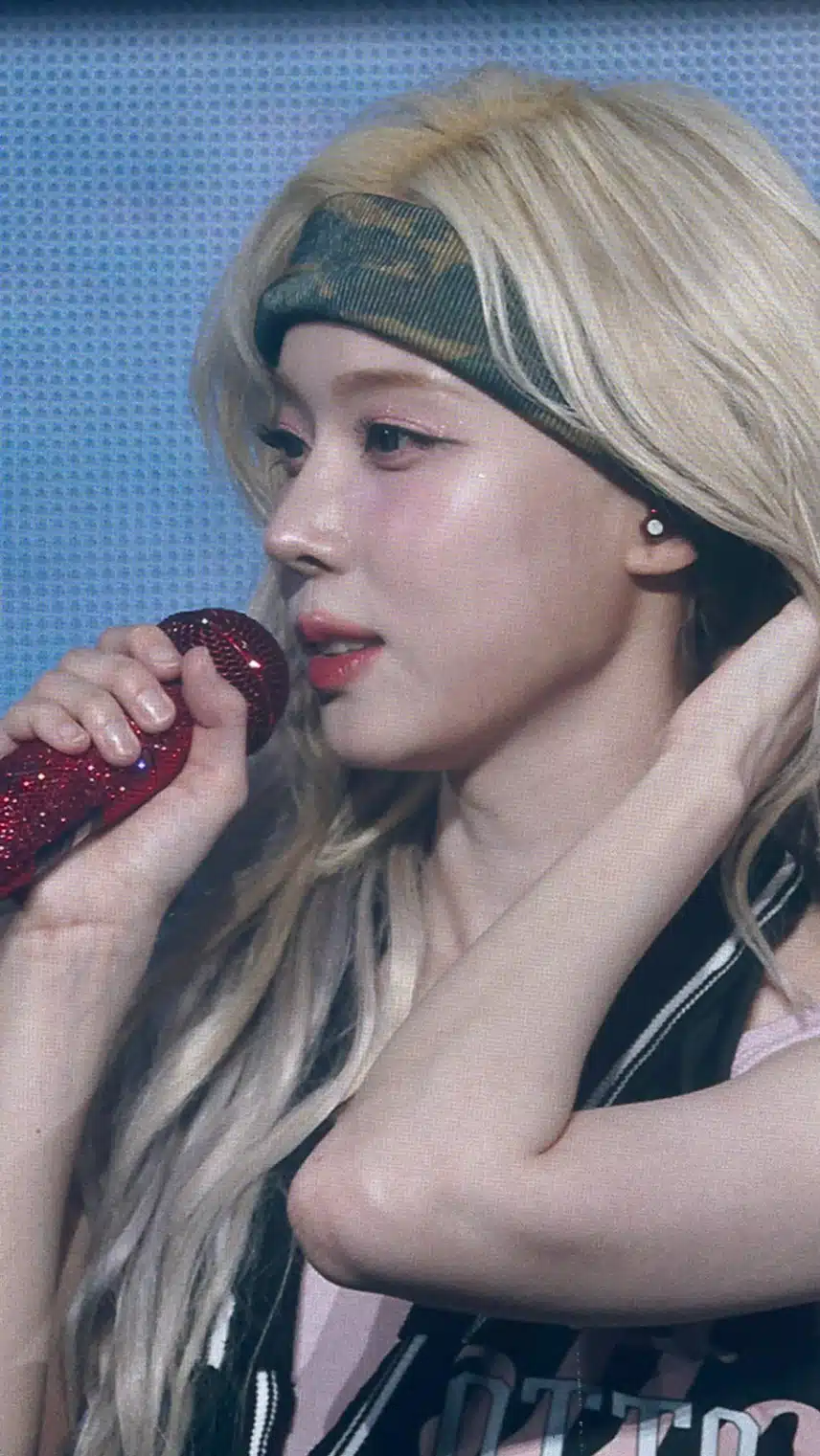전광판을 씹어먹는 윈터 비주얼