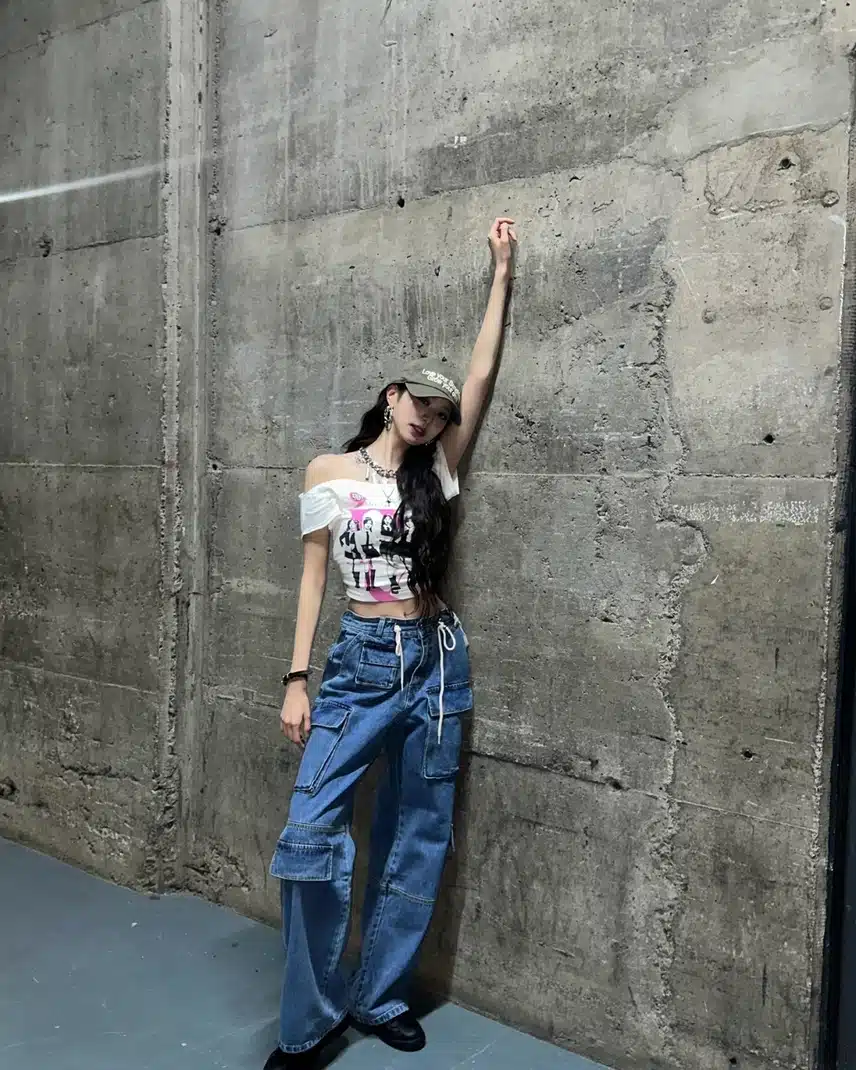 원영이 얼굴 넘 작아서 안보일지경