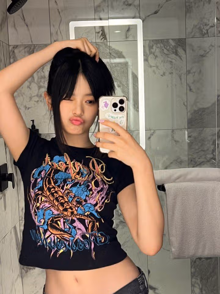 진심 핫한 하니 거울 셀카