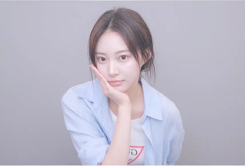 Le selfie de Joa, plein de charme et d'innocence