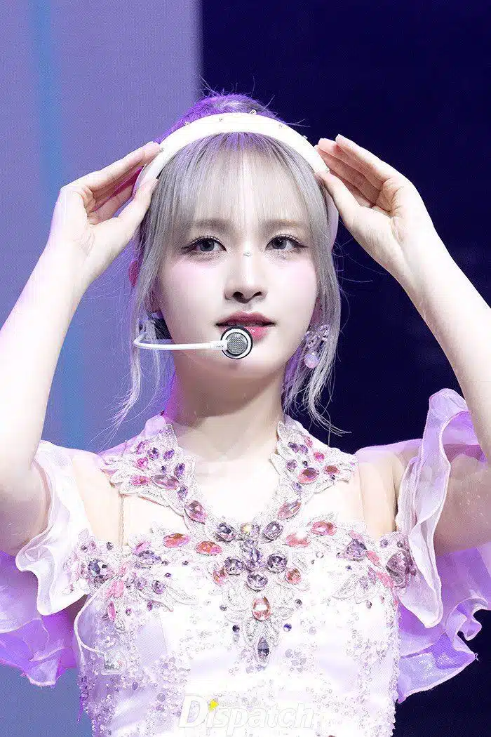 분홍공주 리즈 영국 콘 미모!