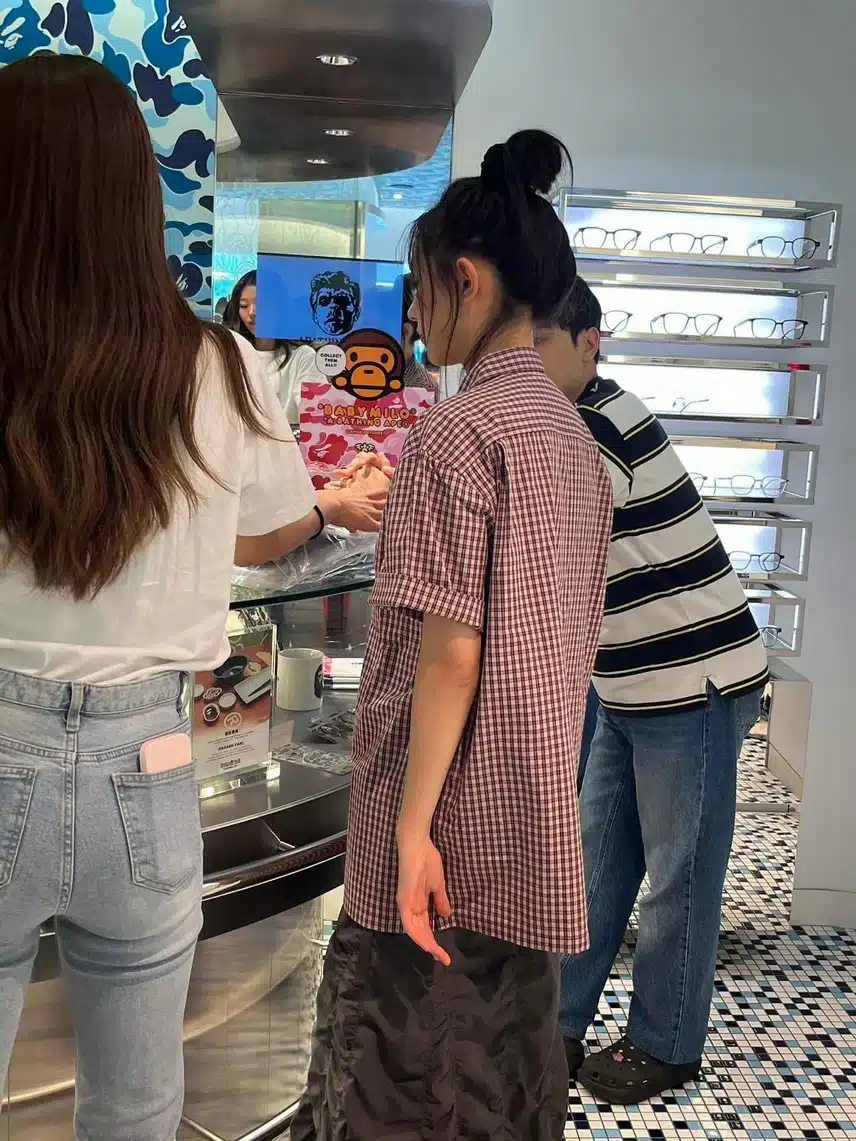 일본에서 체크셔츠 해린🩷