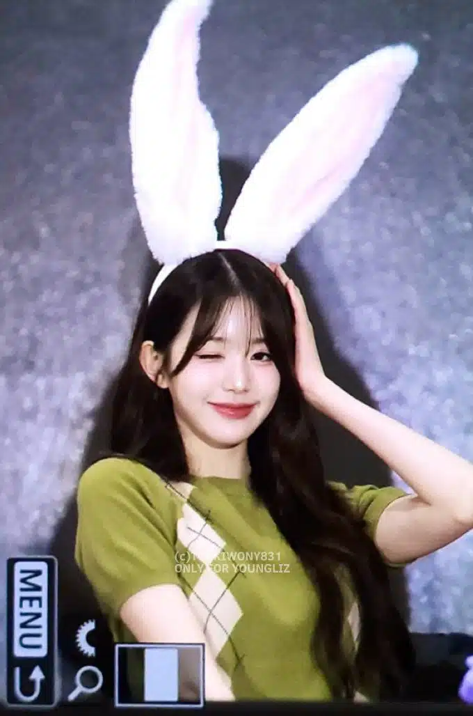 토끼 그 자체인 장원영~~