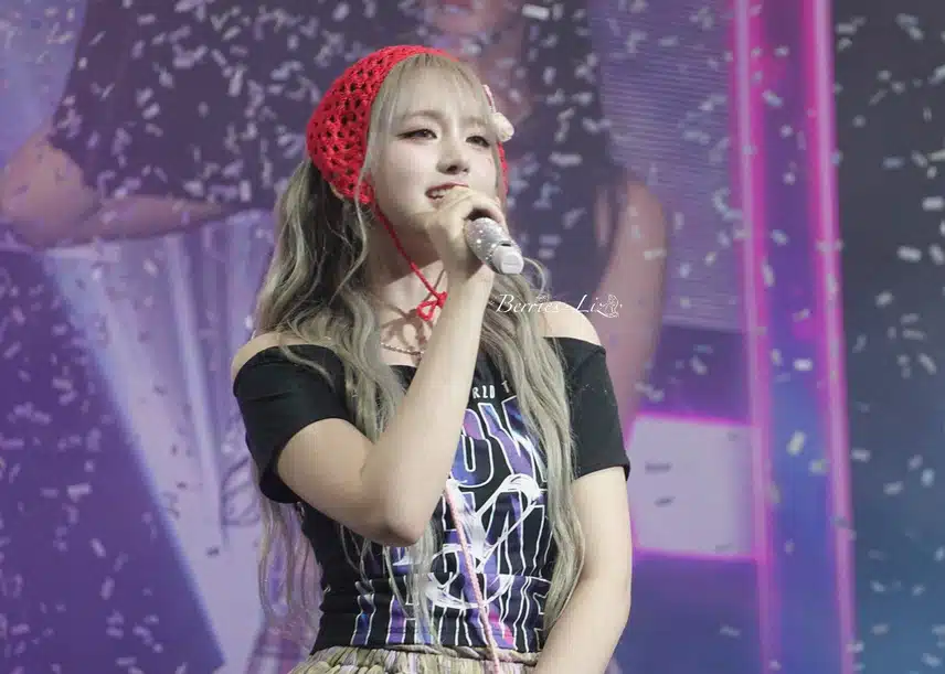 리즈 오늘 딸기소녀야 🥺🍓