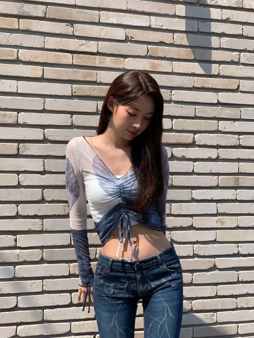 Sihyeon sembra più bella alla luce del sole estivo🌞