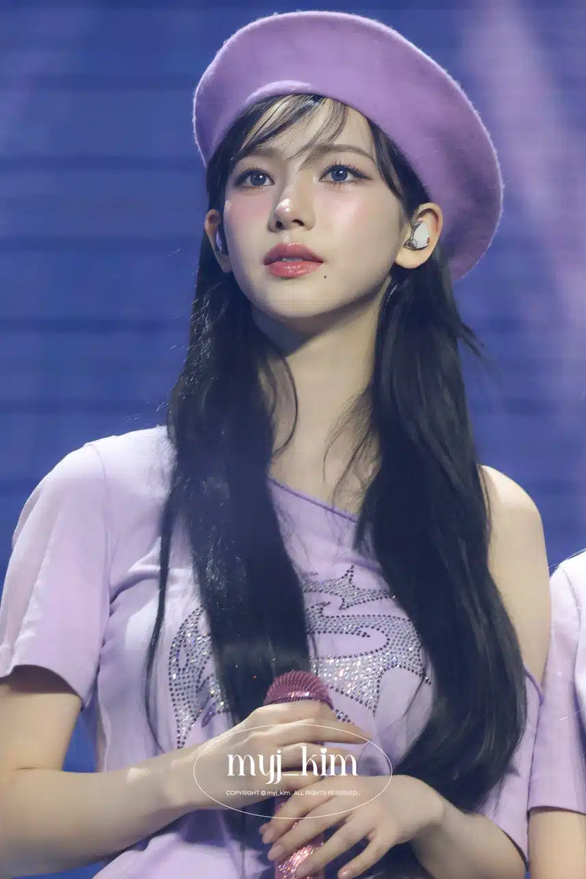 카리나 보라색이 진심 잘 어울리네