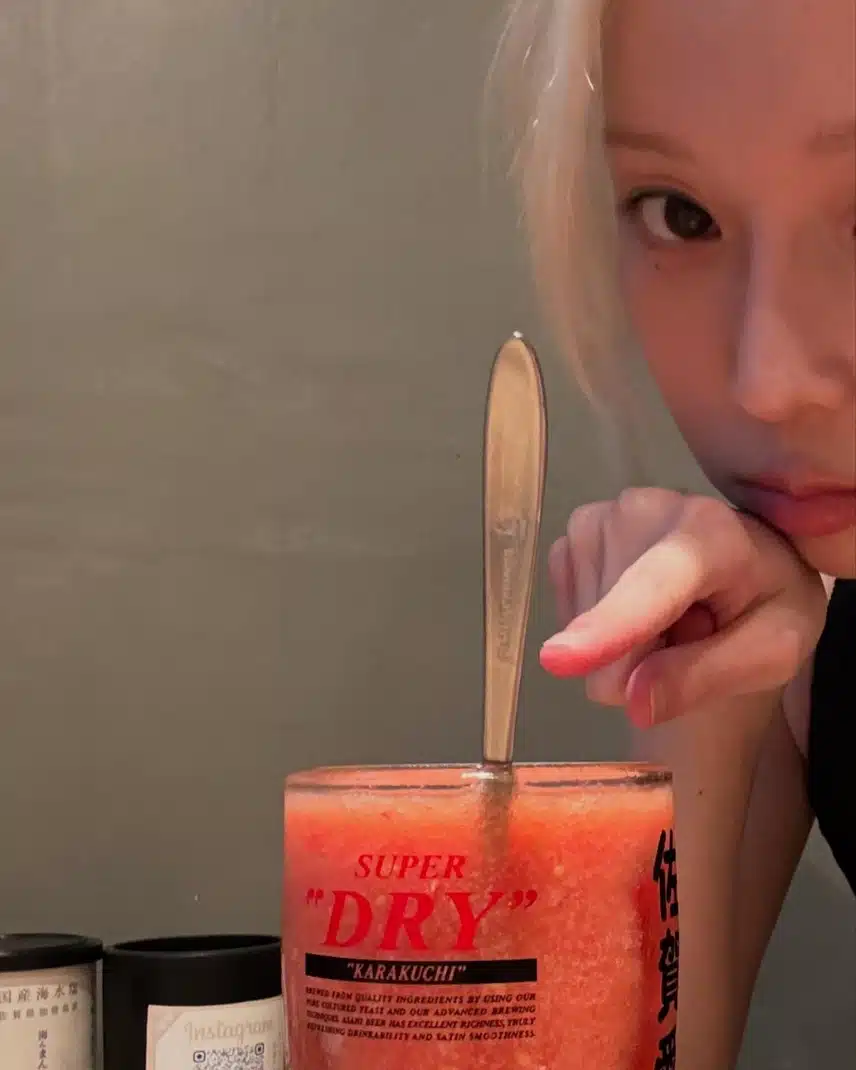 윈터 얼굴크기만한 음료ㅎㅎ