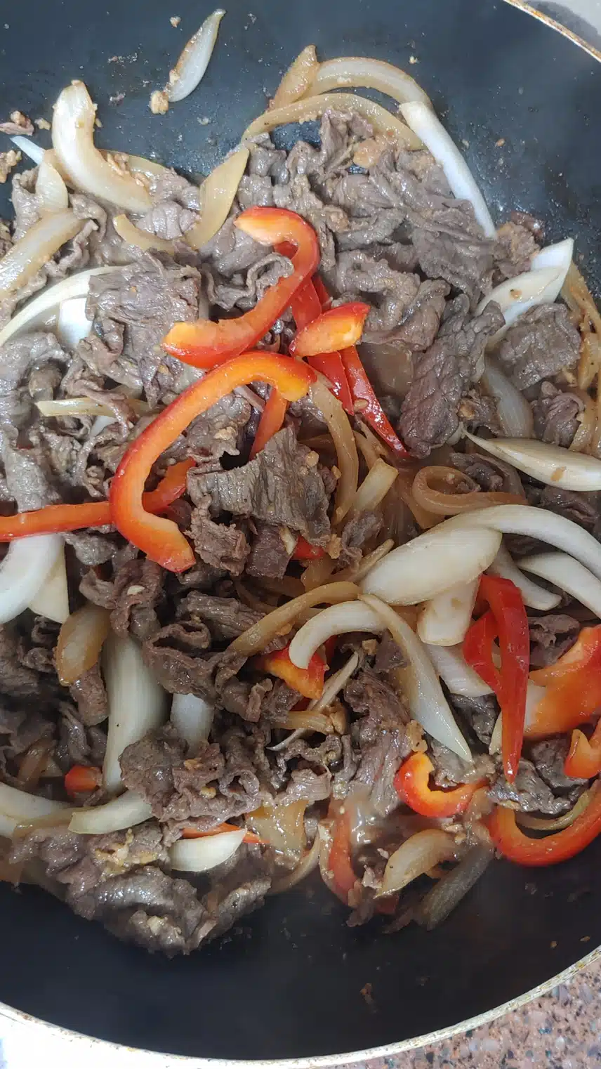 저녁은 불고기해서 깻잎에 싸 먹었어요