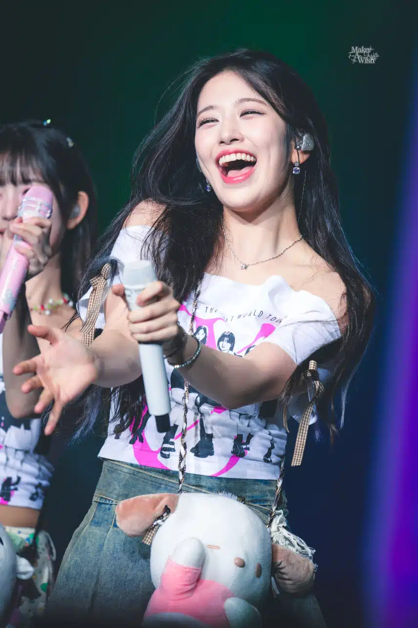 해맑은 안유진 강아지💞