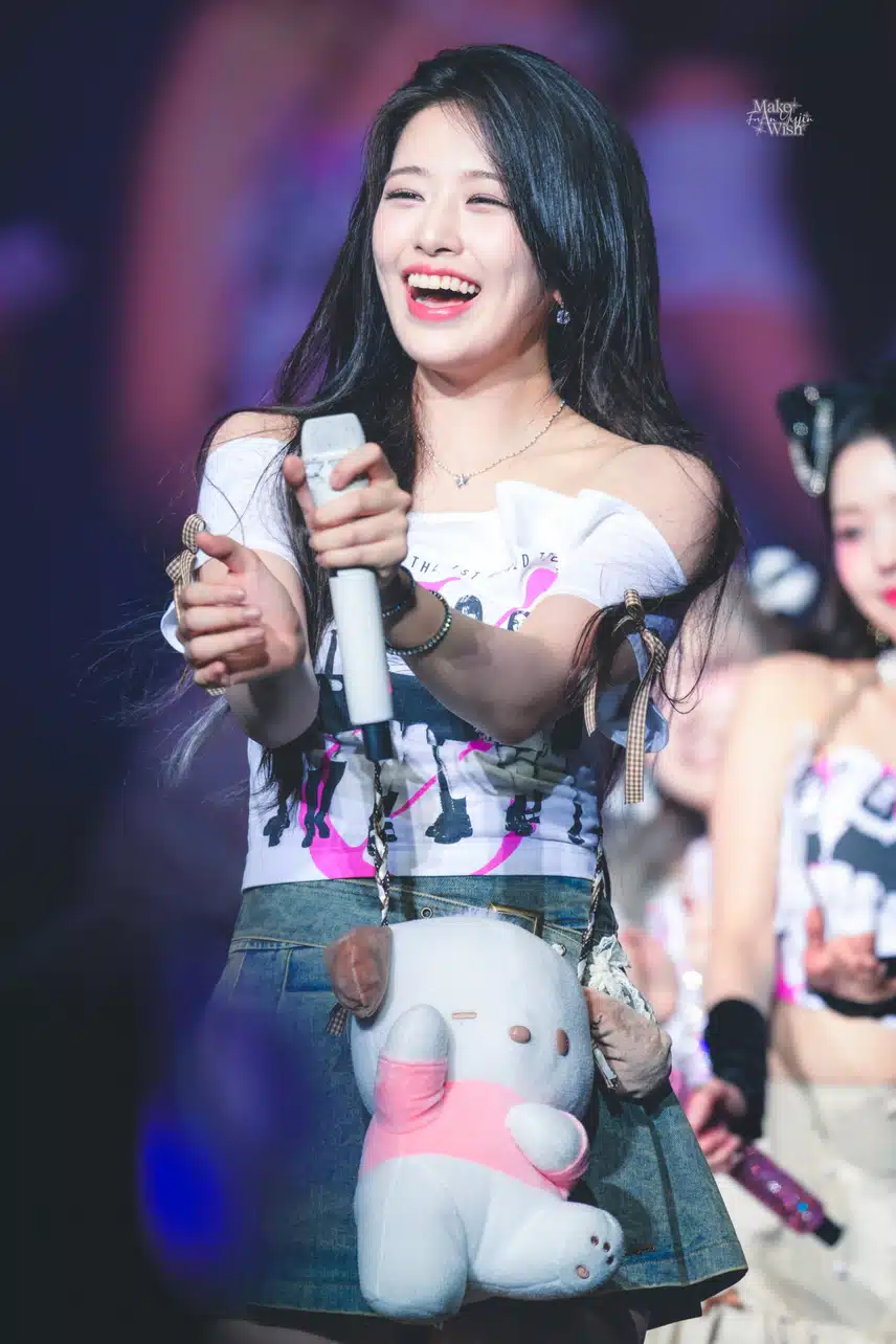 해맑은 안유진 강아지💞