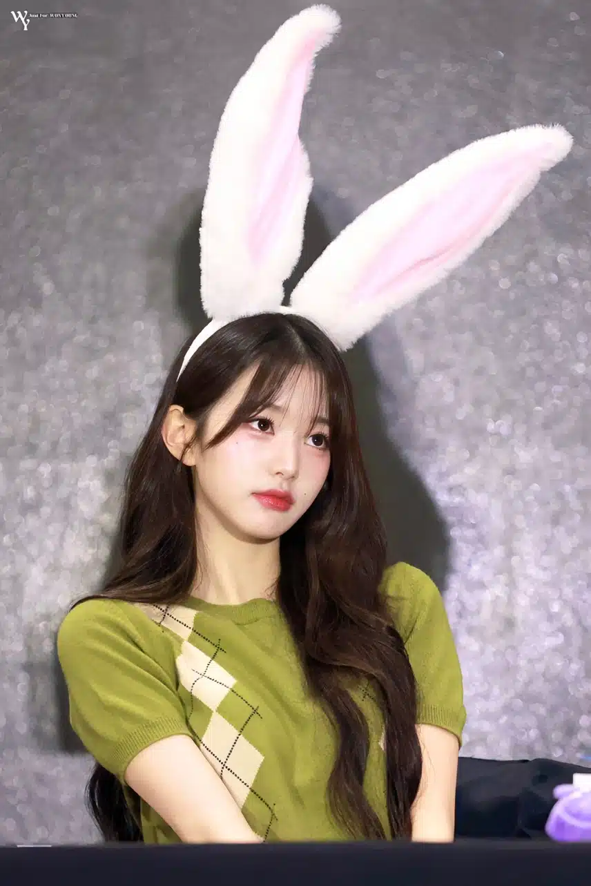 귀여운 토끼공주 장원영 🐰