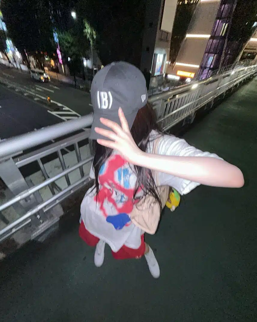 일본에서 카리나 인스타 업 (+이영지 댓글 ㅋㅋ)