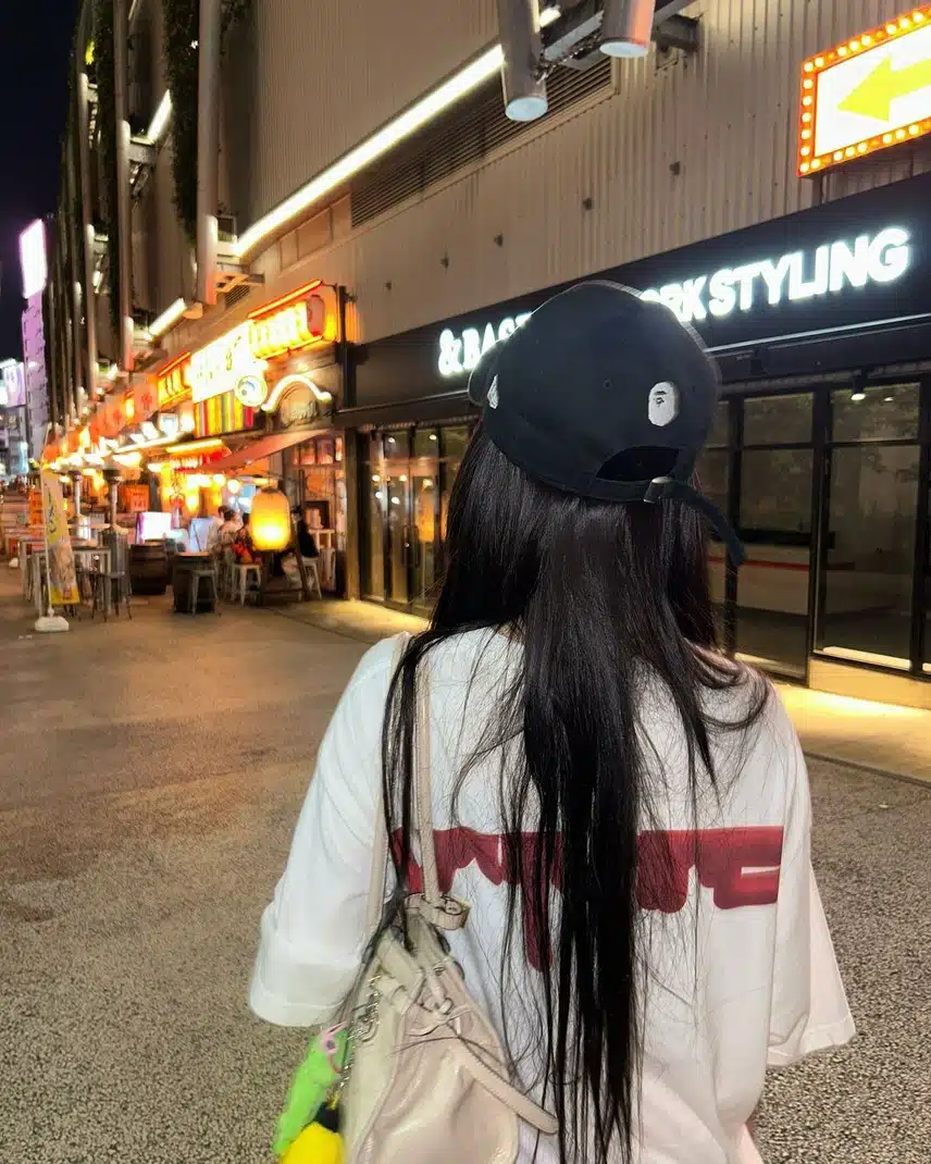 일본에서 카리나 인스타 업 (+이영지 댓글 ㅋㅋ)
