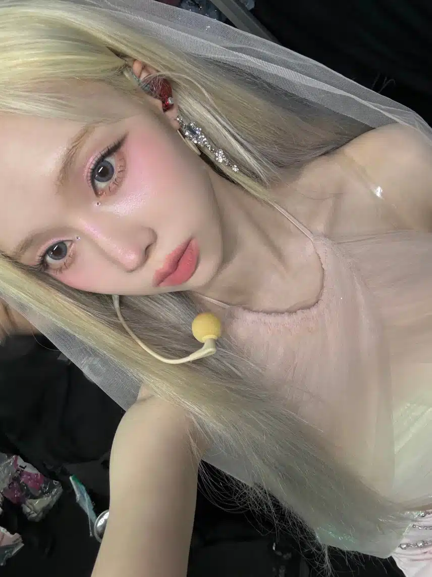 면사포 윈터 미모 미쳤네요
