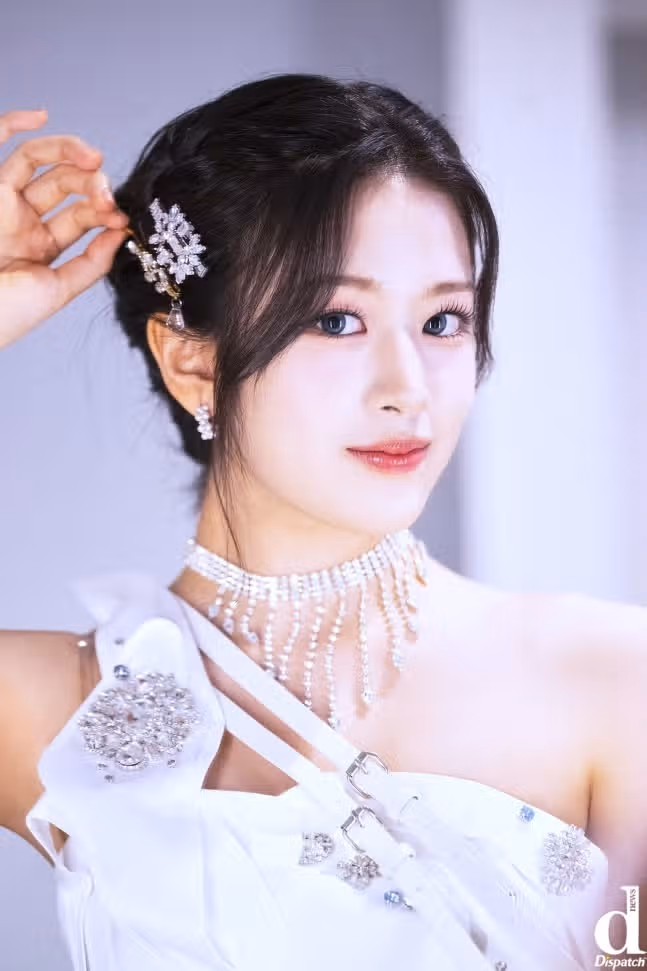 ㄹㅇ인형같은 안유진 