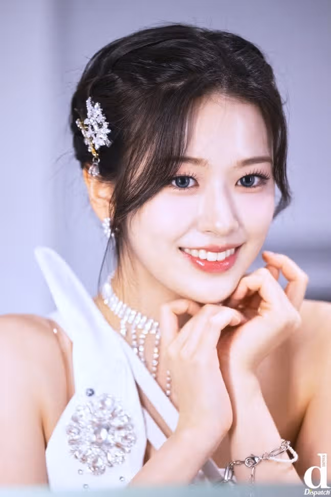 ㄹㅇ인형같은 안유진 