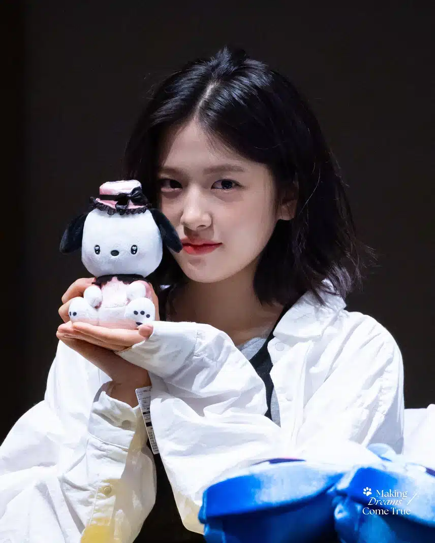 안유진 귀여운 멍뭉이 🐶
