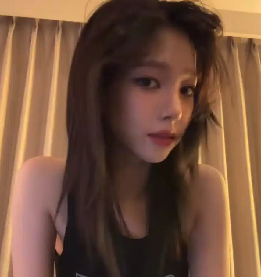 어제 카리나 라방에서 비주얼😲