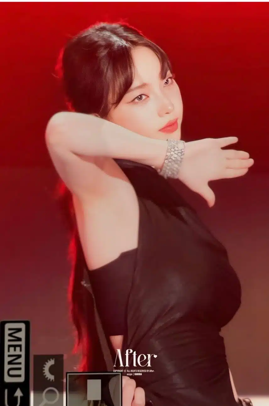 일콘에서 상의찢어진 카리나🥺