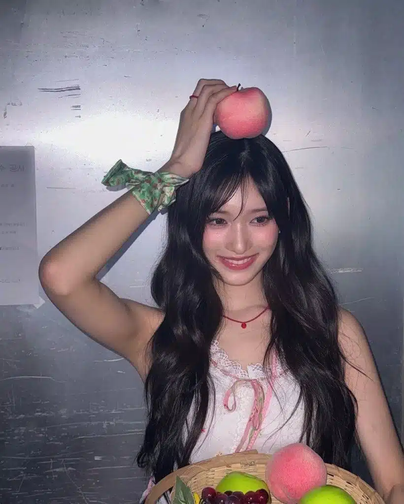 과즙미 터지는 복숭아 이서🍑