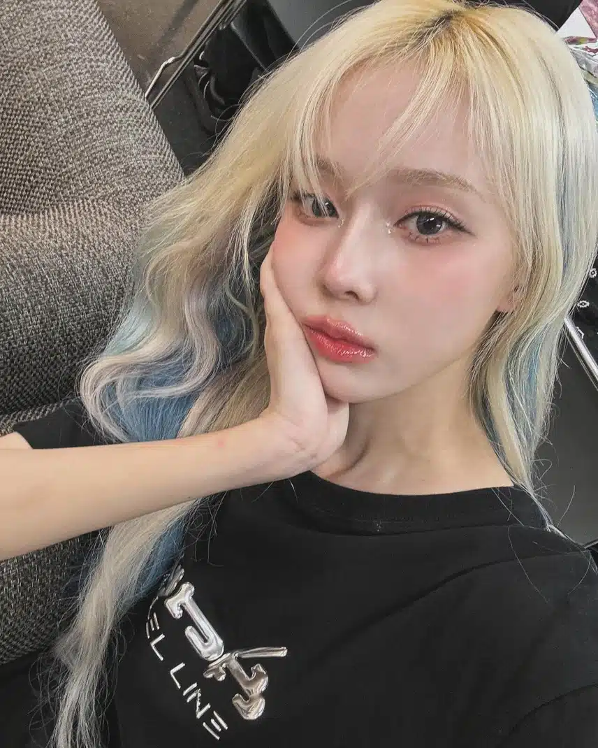 윈터 그라데이션 헤어 존예 네요!