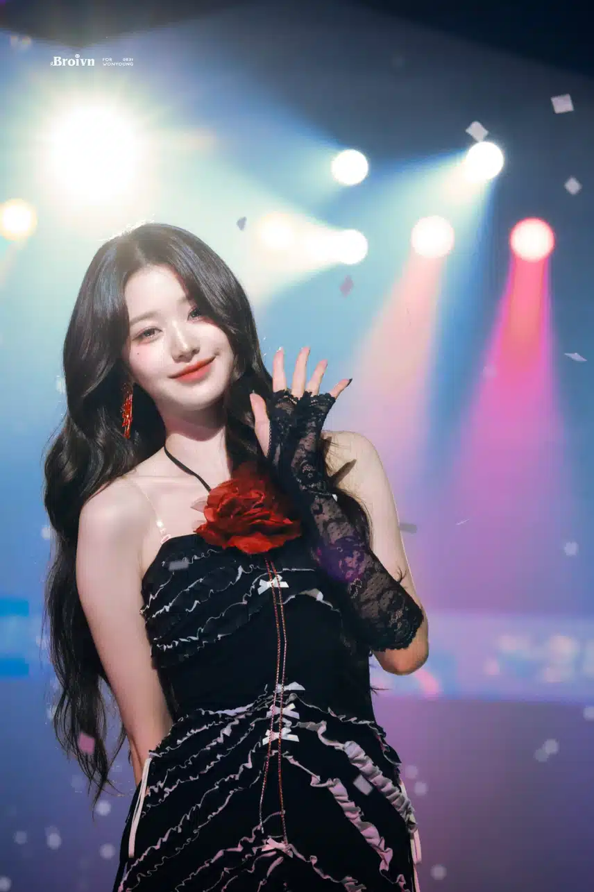 조명이 도와주는 원영이✨️✨️