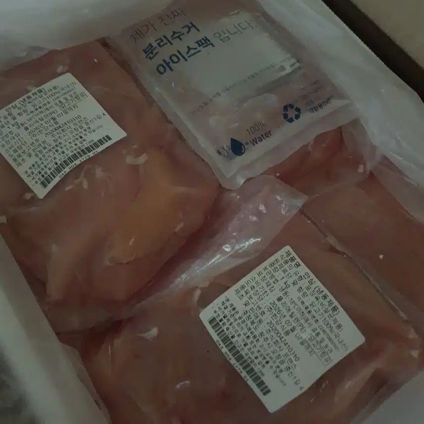 식단에는 닭안심살!