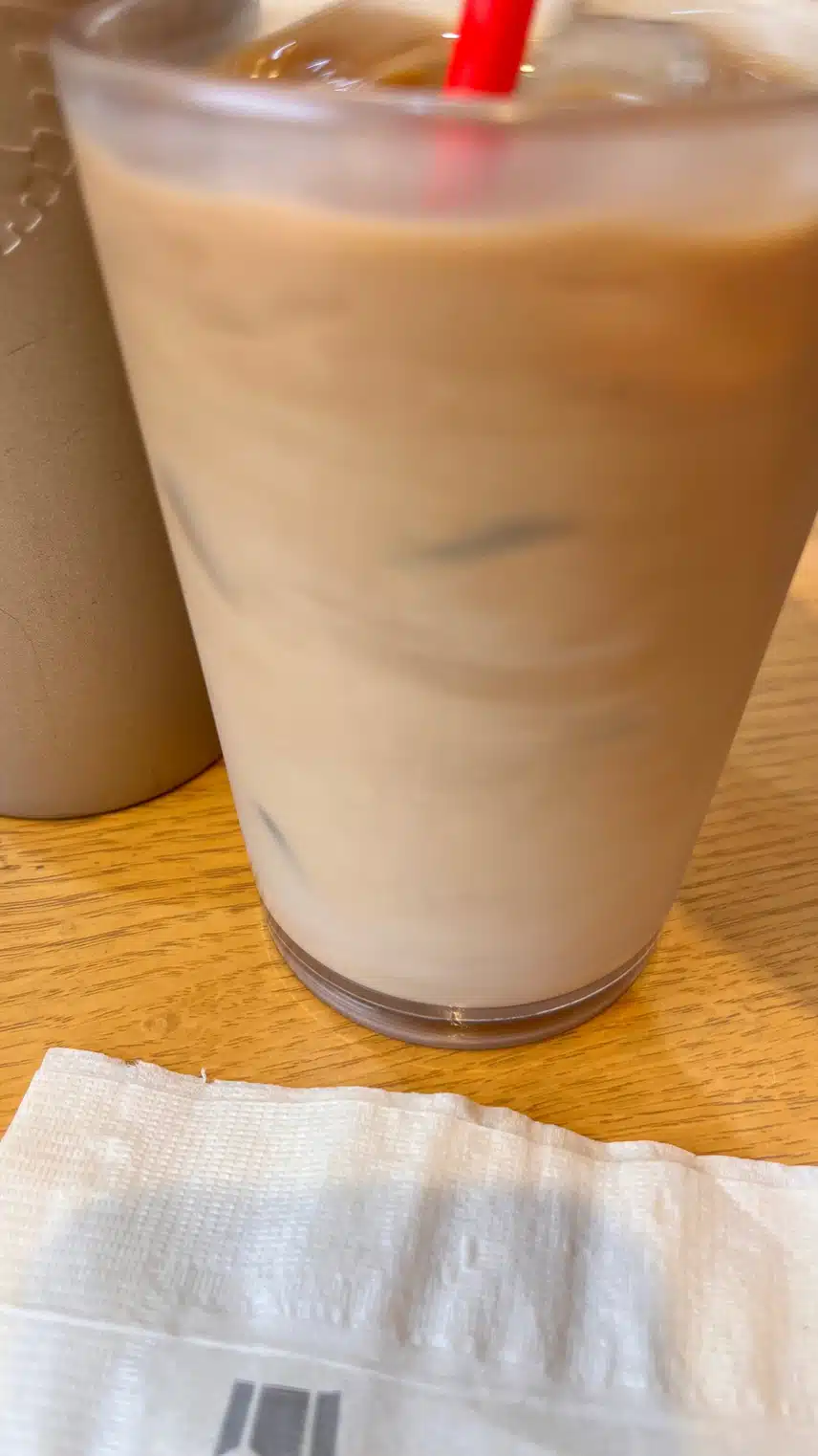 너무 🥵더운날 아이스라떼 🧋