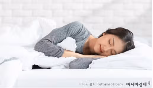 (가위눌림공포) 눈을 감는게 무서워요 . 잠을  자고 싶어요