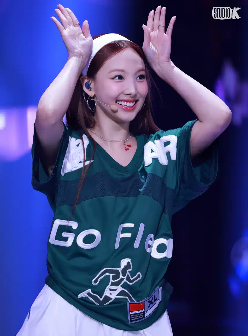 임나연 완전 토끼야 🐰