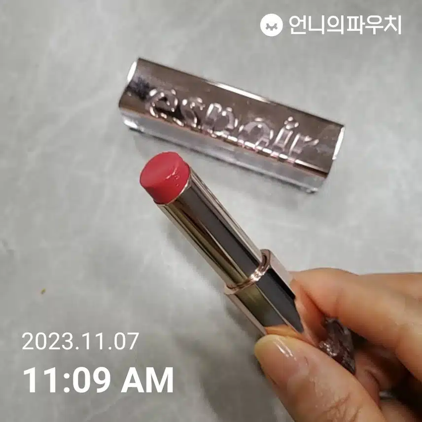 에스쁘아 노웨어 샤인립스틱 