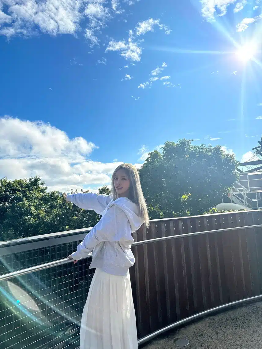여름하늘의 리즈 청순해🥰