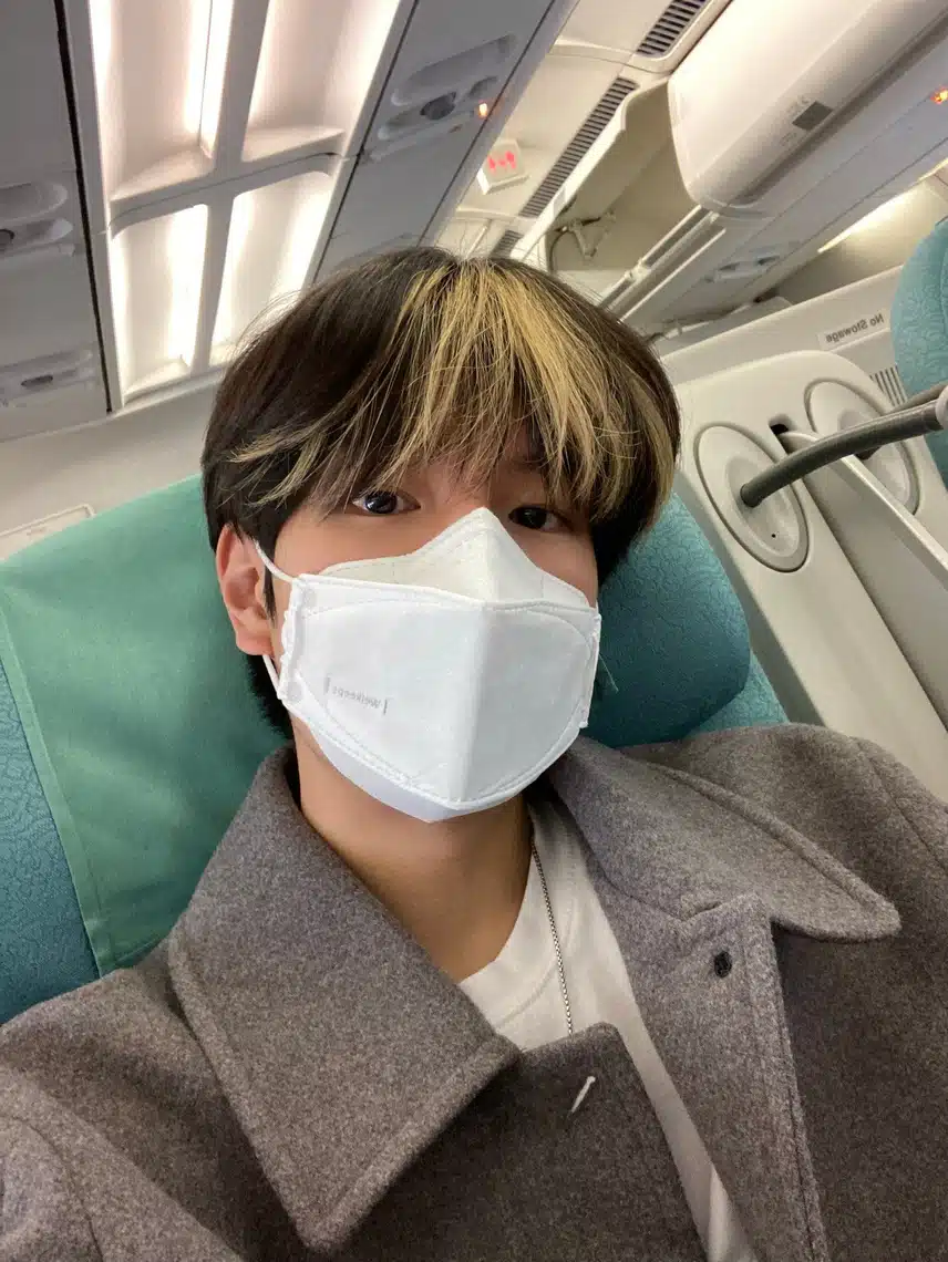 승민이 보내주는 비행기 셀카들