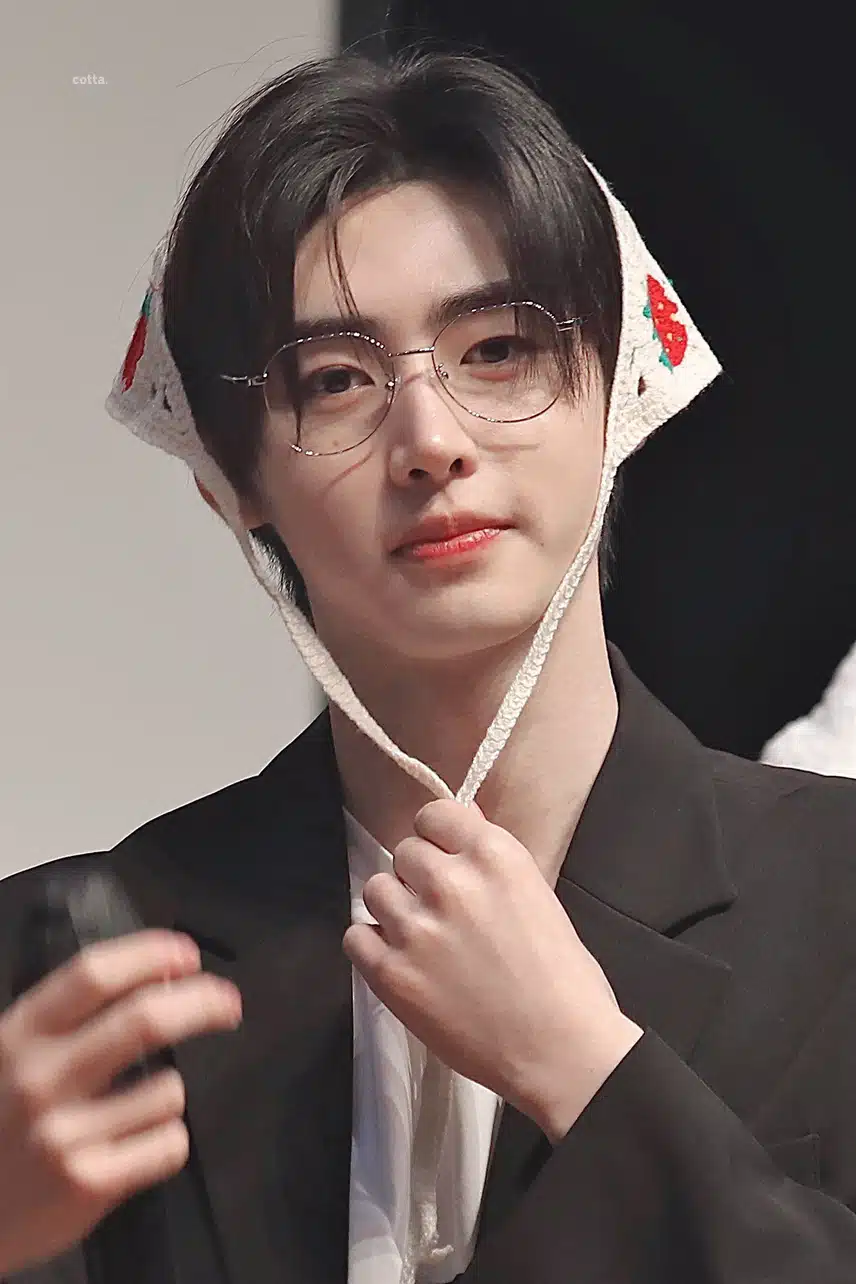 성훈이도 유행 탑승🍓🩷