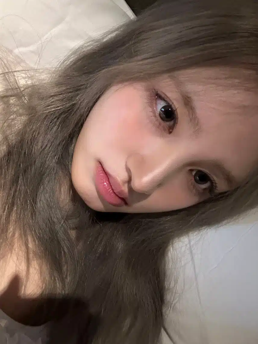 리즈 넘예쁜 버블🫧 셀카📸