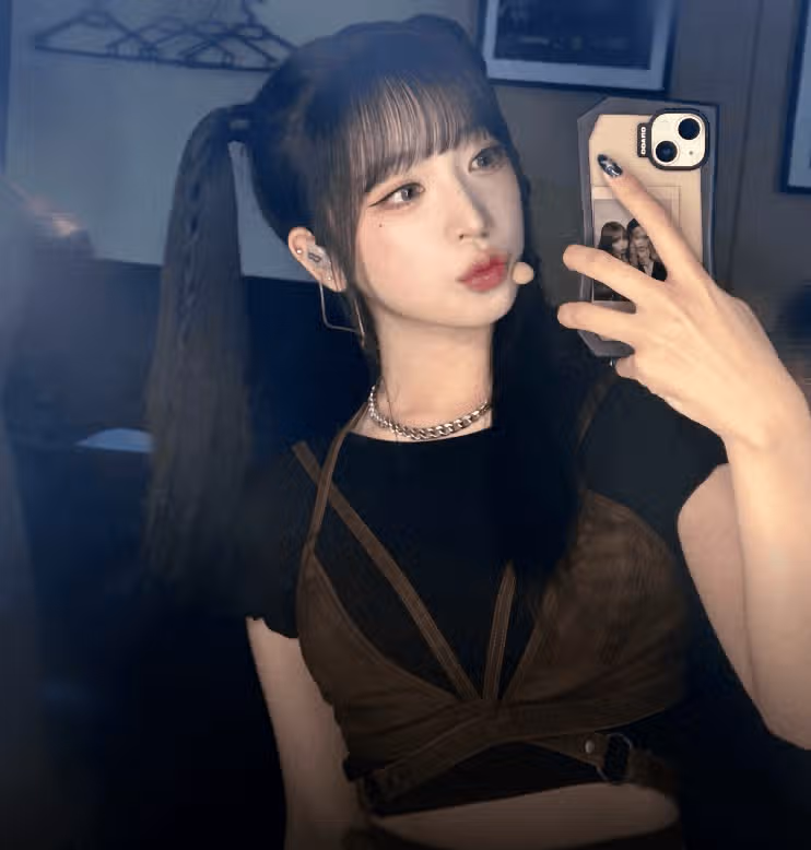 春奈の可愛いミラー自撮り🤍