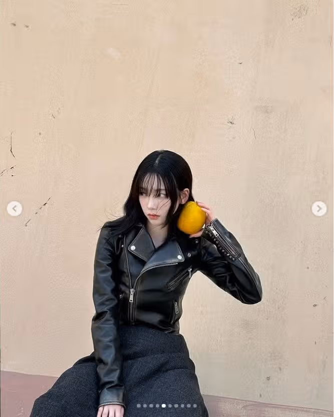지민이 얼굴 진짜 넘작..