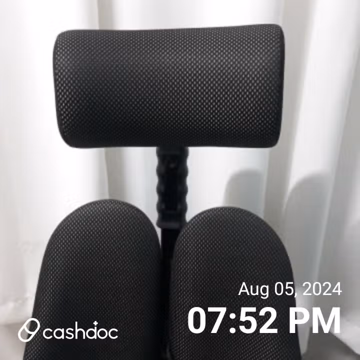 거북목 통증은 목지지대와 목받침있는 의자로 관리합니다.