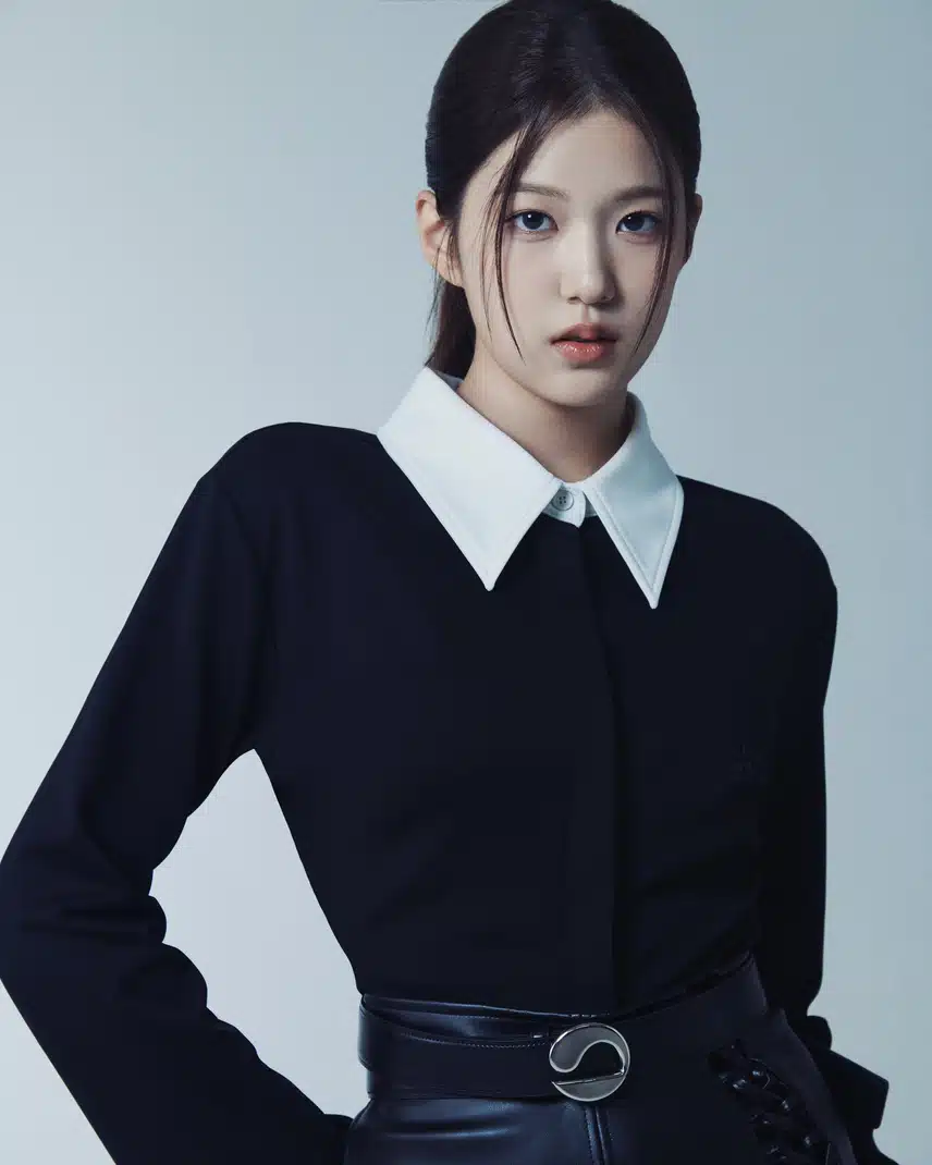 이즈나 윤지윤 공식 프로필 사진