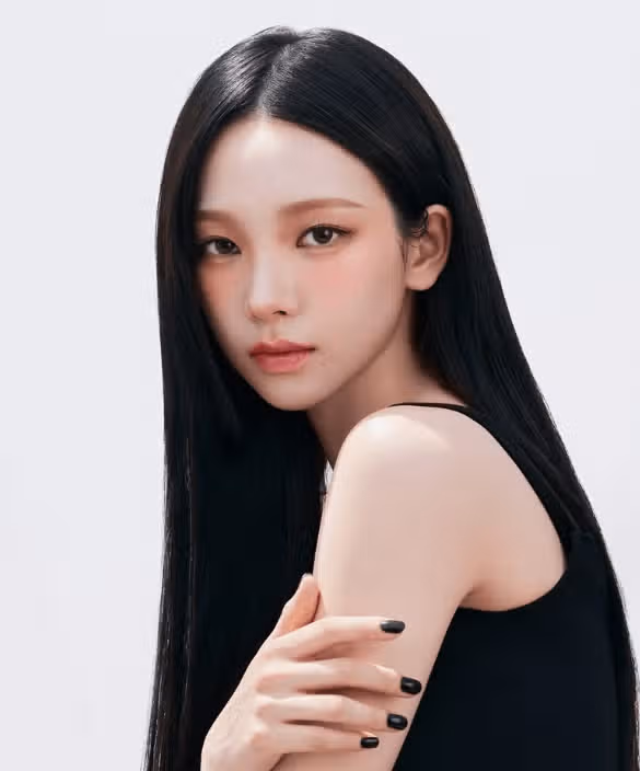 코스모폴리탄 입생뷰티 카리나 화보