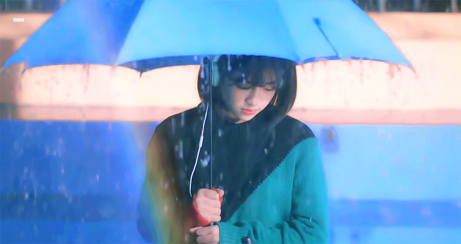 昭宥x伯贤《Rain》MV中梦幻雨伞女孩的真实身份ㅎㅎ 