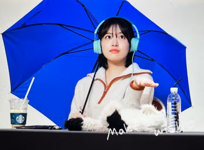 昭宥x伯贤《Rain》MV中梦幻雨伞女孩的真实身份ㅎㅎ 