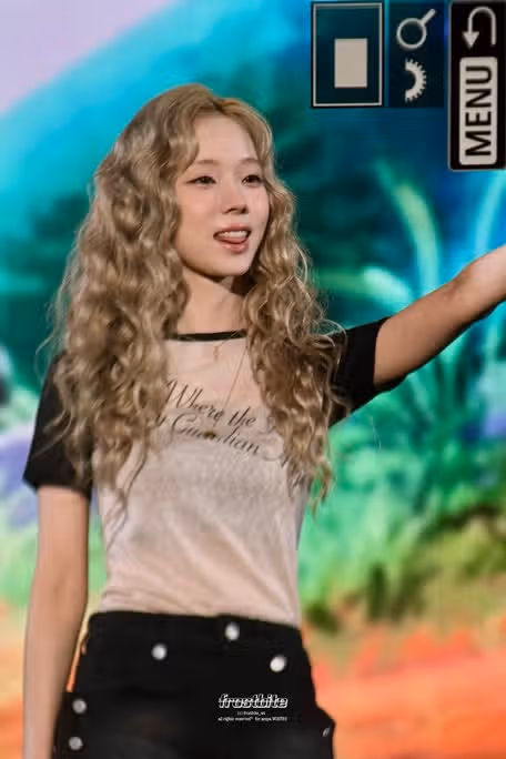 뽀글머리도 완벽 소화하는 윈터