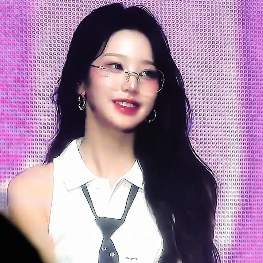 긱시크 원영이 보정짤🫶
