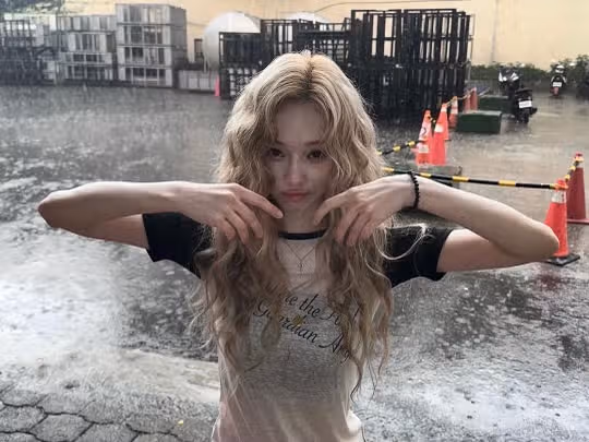 비오는날  윈터☂️