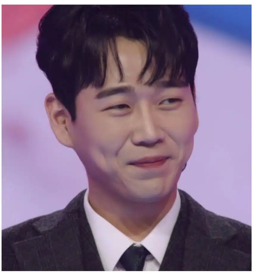 천재가수 황영웅