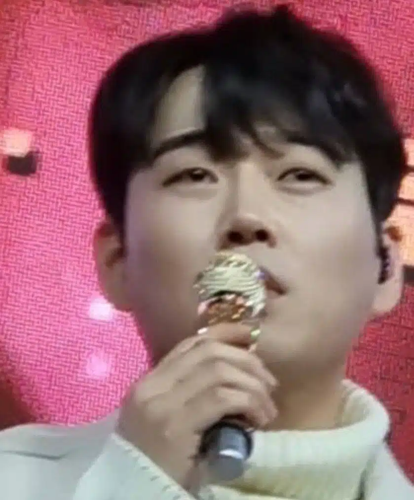 황영웅 가수님 미니앨범 대박나세요