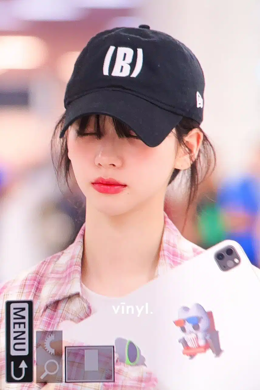 졸려서 눈못뜨는 카리나ㅜㅜ
