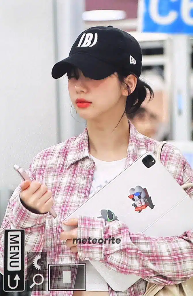 졸려서 눈못뜨는 카리나ㅜㅜ