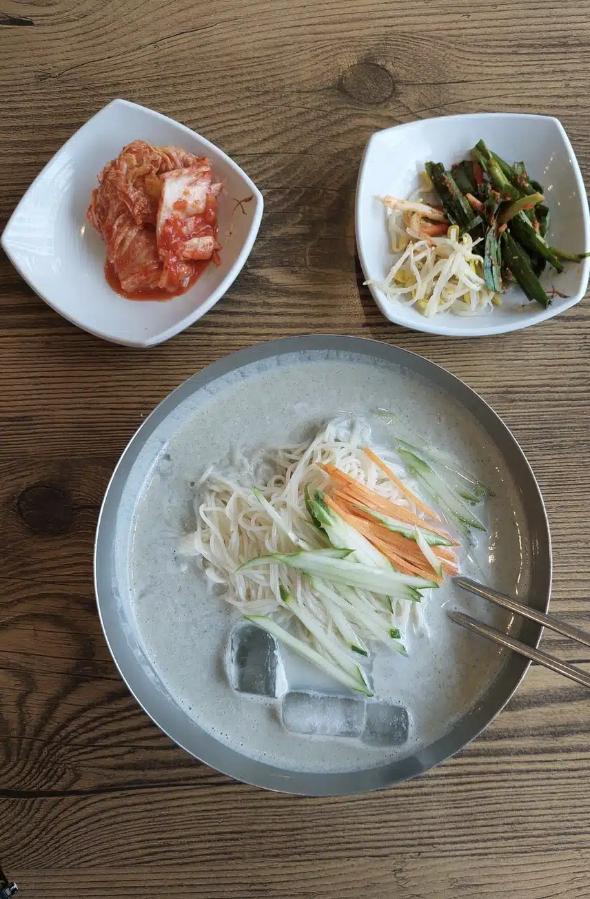 말복 이지만 냉 콩국수 